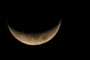Eclipse Solar e Lua Nova em Aquário hoje, transforme sua vida com o poder do céu