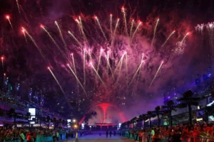 Carnaval 2026 hoje: último dia de desfiles na Sapucaí com 4 escolas de samba