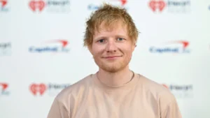 Ed Sheeran abandona celular há 10 anos após polêmica de plágio
